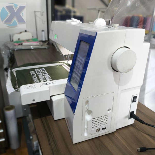 Maquina de Bordado Profissional Elna 830 Revisada + Coleção de Bordados