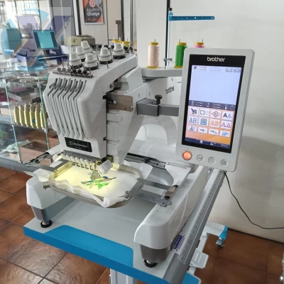 Maquina de Bordado 06 Agulhas Brother PR650 Revisada