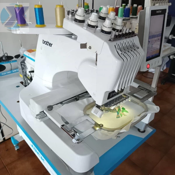 Maquina de Bordado Profissional 06 Agulhas Brother PR650 Revisada