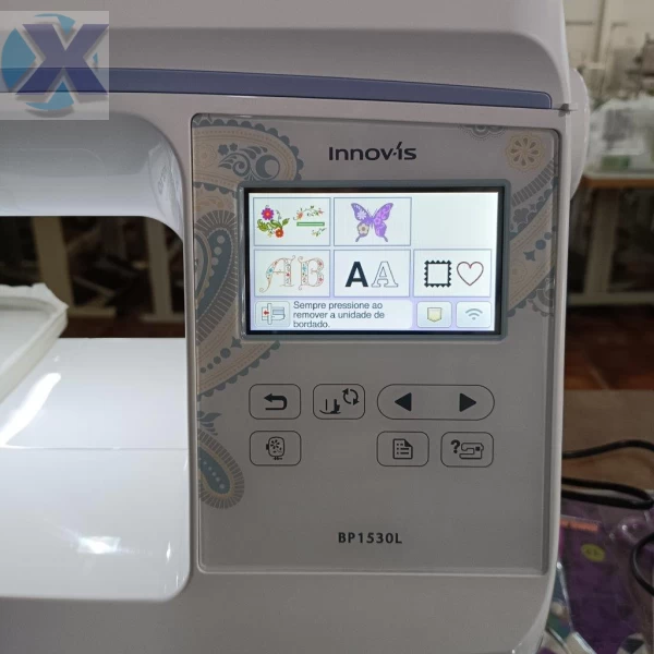 Maquina de Bordado Profissional Brother BP1530L Completa + Coleção Bordados