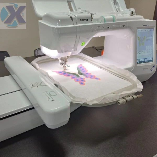 Maquina de Bordado Profissional Brother BP2150 Completa + Coleção de Bordado