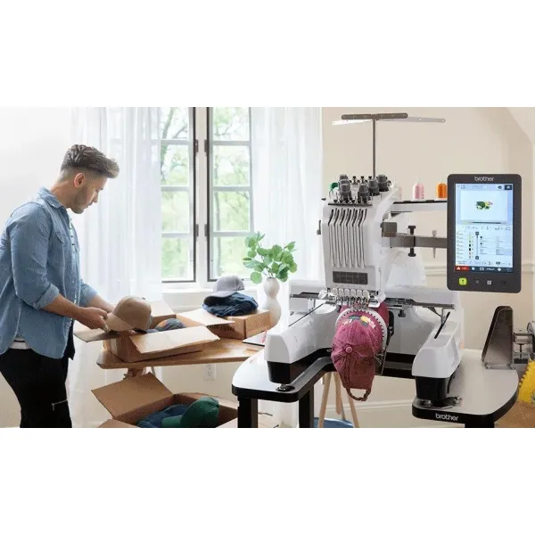 Bordadeira Brother 06ag PR680W Profissional