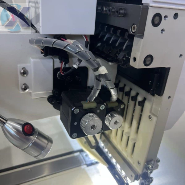 Maquina de Bordado Industrial 15 Agulhas Completa + Kit Boné