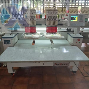 Maquina de Bordado Industrial 02 Cabeças 12 Agulhas + Coleção de Bordados