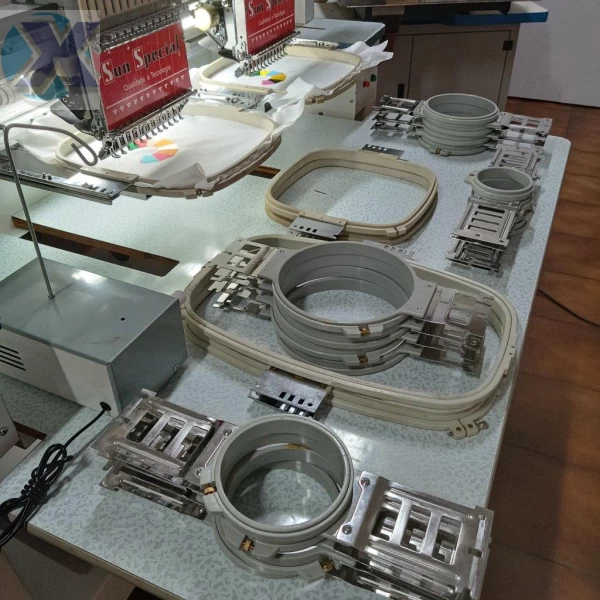 Maquina de Bordado Industrial 02 Cabeças 12 Agulhas + Coleção de Bordados