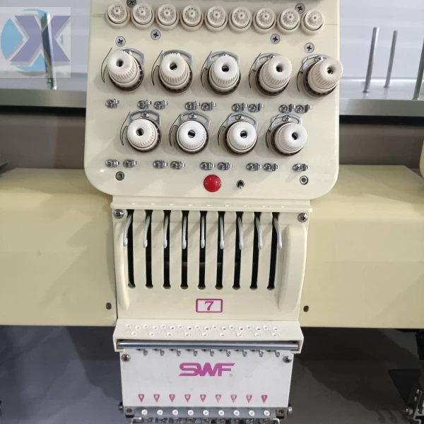 Maquina de Bordado Industrial 08 Cabeças 09 Agulhas SWF + Coleção de Bordados