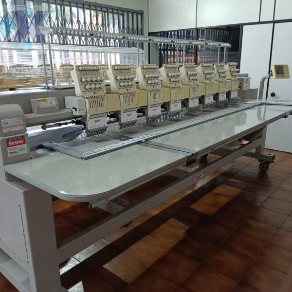 Maquina de Bordado Industrial 08 Cabeças 09 Agulhas SWF + Coleção de Bordados