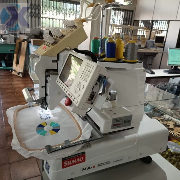 Maquina de Bordado Profissional 06 Agulhas SWF-MA6 + Coleção de Bordados