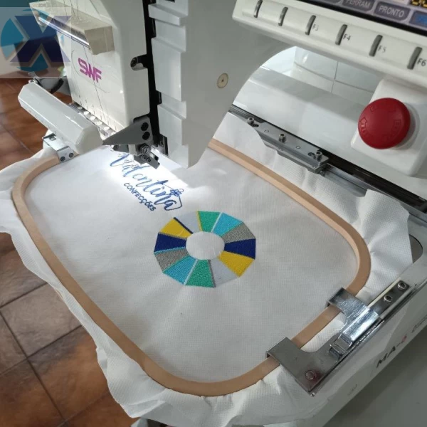 Maquina de Bordado Profissional 06 Agulhas SWF-MA6 + Coleção de Bordados