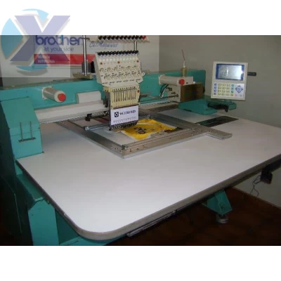 Maquina de Bordado Industrial 12 Agulhas Área 700 x 500m + Coleção de Bordados