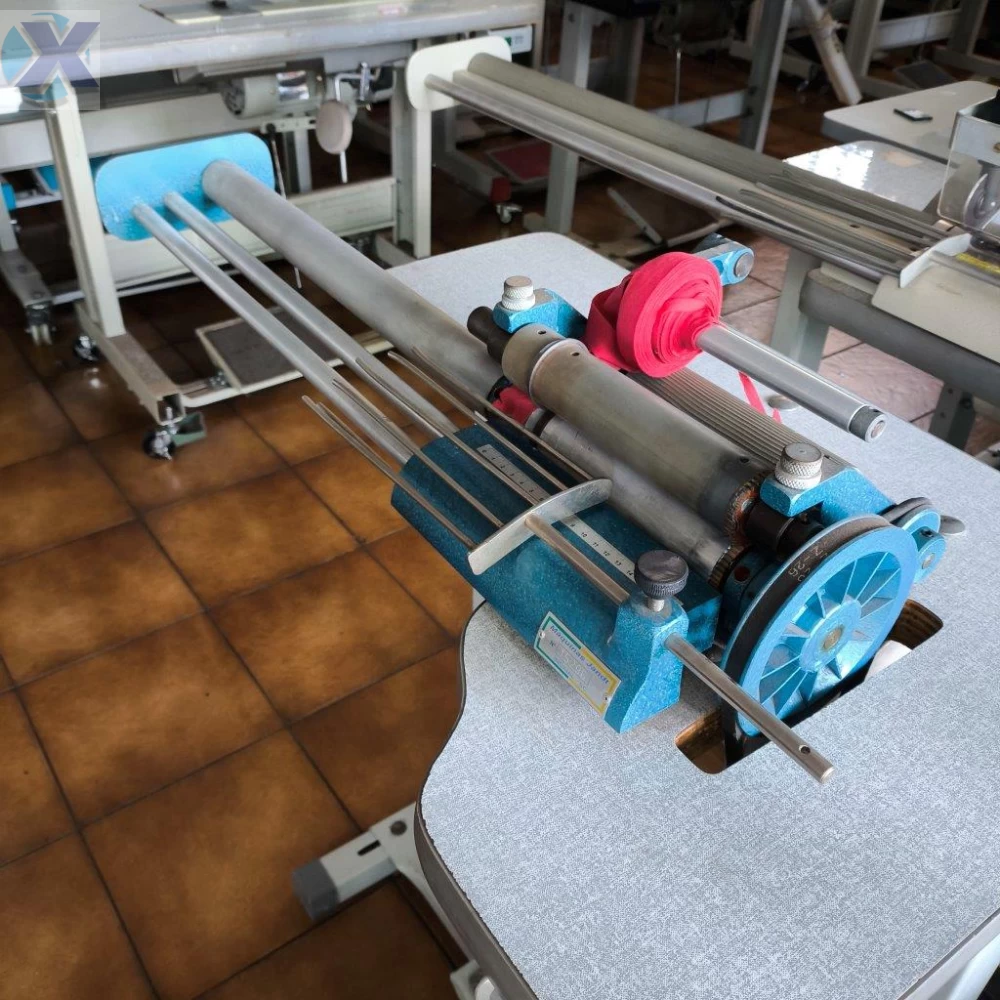 Maquina de Cortar Viés Industrial 01 Faca Jandt Completa Revisada