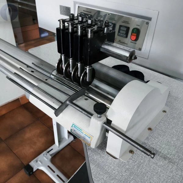 Maquina Para Cortar Viés 4 Facas Industrial Multifacas Jandt - Revisada