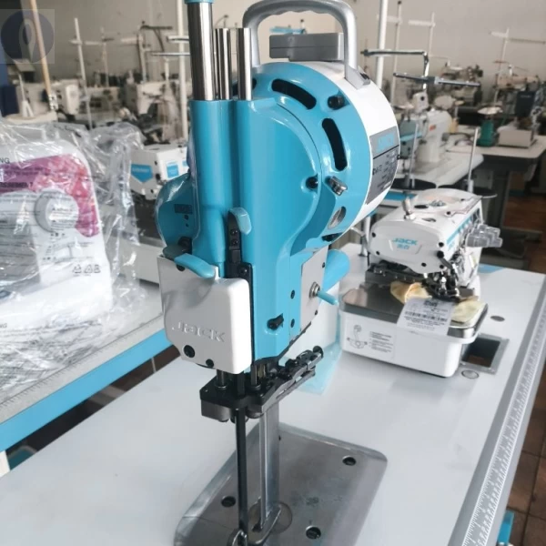 Máquina de Corte de Tecidos Marca Jack Modelo JK-T3 220V Revisada