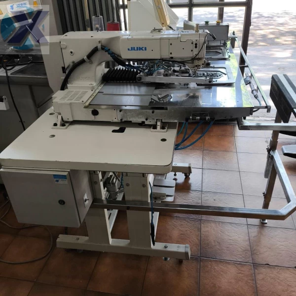 Maquina p/ Pregar Bolso Traseiro (Juki)