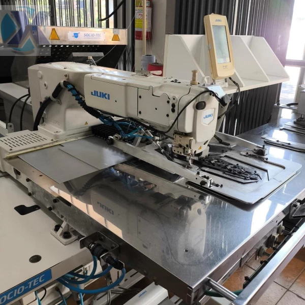 Maquina p/ Pregar Bolso Traseiro (Juki)