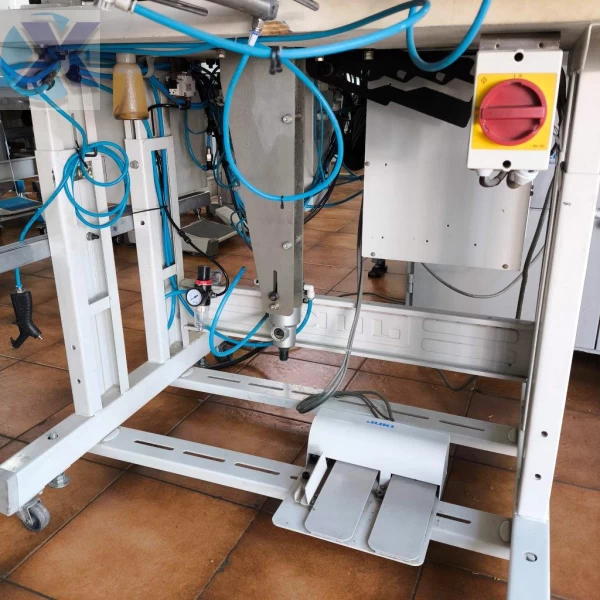 Maquina p/ Pregar Bolso Traseiro (Juki)