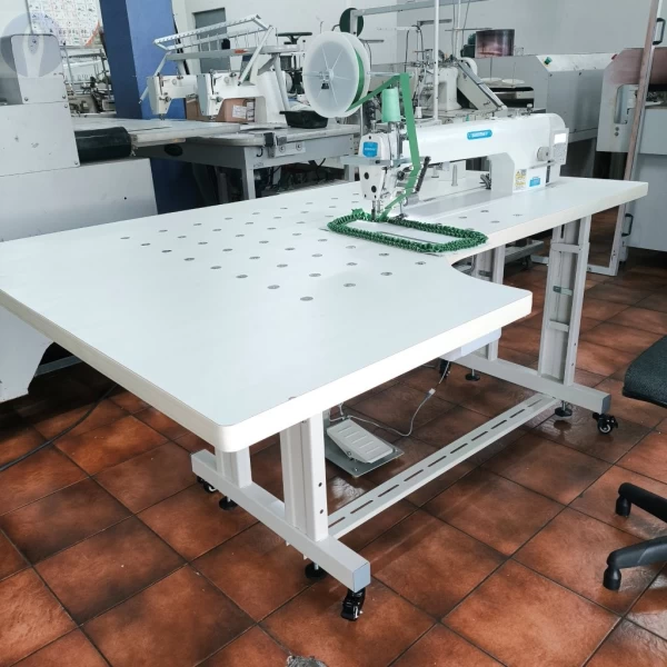 Maquina Tapeteira Eletrônica Alongada Direct Driver Cabeçote 56cm 