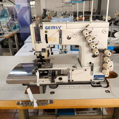 Maquina Elastiqueira Industrial 04 Agulhas c/ Aparelho Lençol Revisada