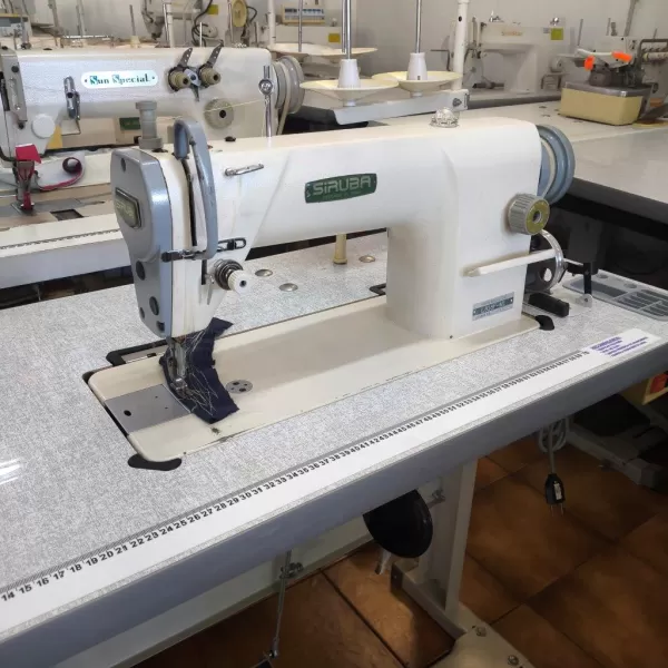 Reta Industrial Mecânica Siruba L818F-M1 (Revisada)