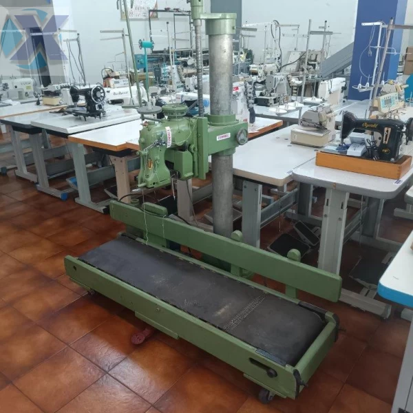 Maquina Para Fechar Boca de Sacaria c/ Esteira 