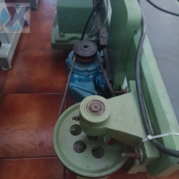 Maquina Para Fechar Boca de Sacaria c/ Esteira 