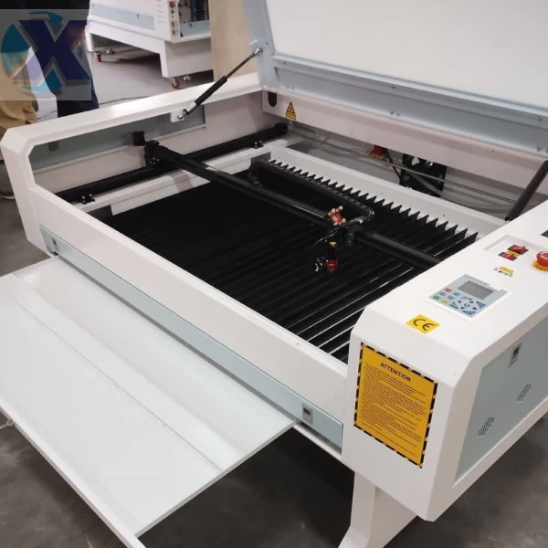 Maquina Para Corte e Gravação a Laser Co2 Modelo 1080 com Tubo 100W - Completa