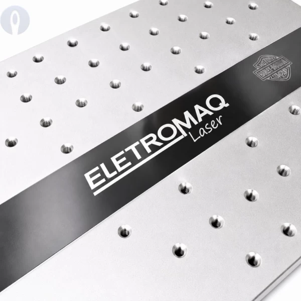 Fiber Laser Para Gravação Metal c/ Bancada 200x200mm Potencia Compacta 30w