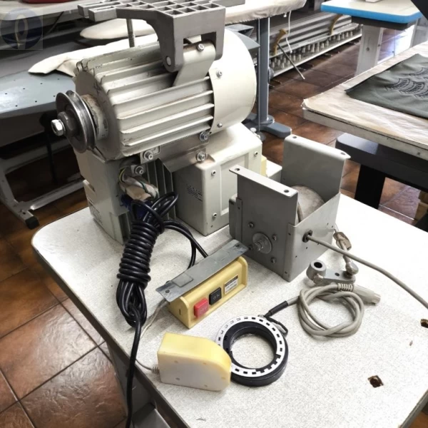 Motor Eletrônico c/ Parada de Agulha c/ Correia Ho Hsing HVP-90 Revisado