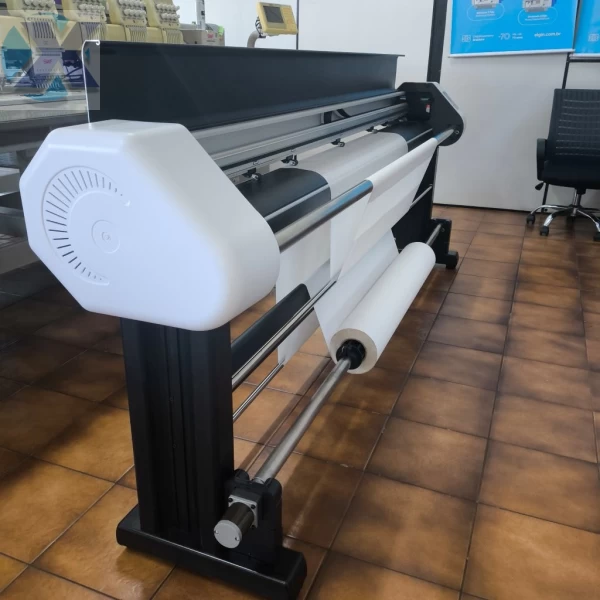 Plotter De Risco Industrial Para Confecção Molde e Encaixe Euro Forte 2100C