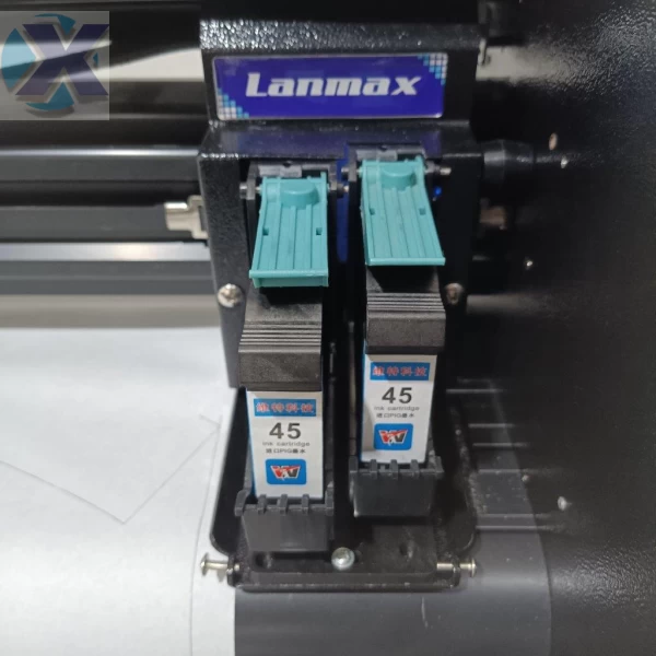 Plotter De Risco Industrial Para Confecção Molde e Encaixe Lanmax LM-200045-2