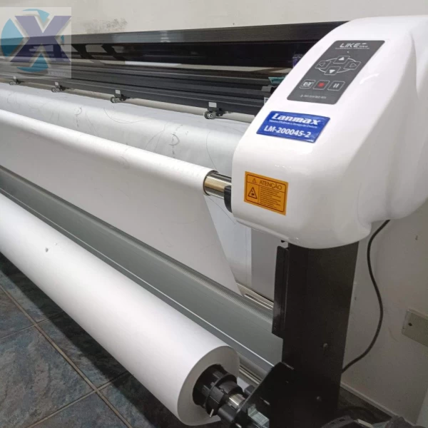 Plotter De Risco Industrial Para Confecção Molde e Encaixe Lanmax LM-200045-2