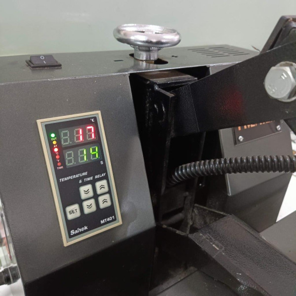 Prensa Térmica 80x70 c/ 01 bandeja Revisada